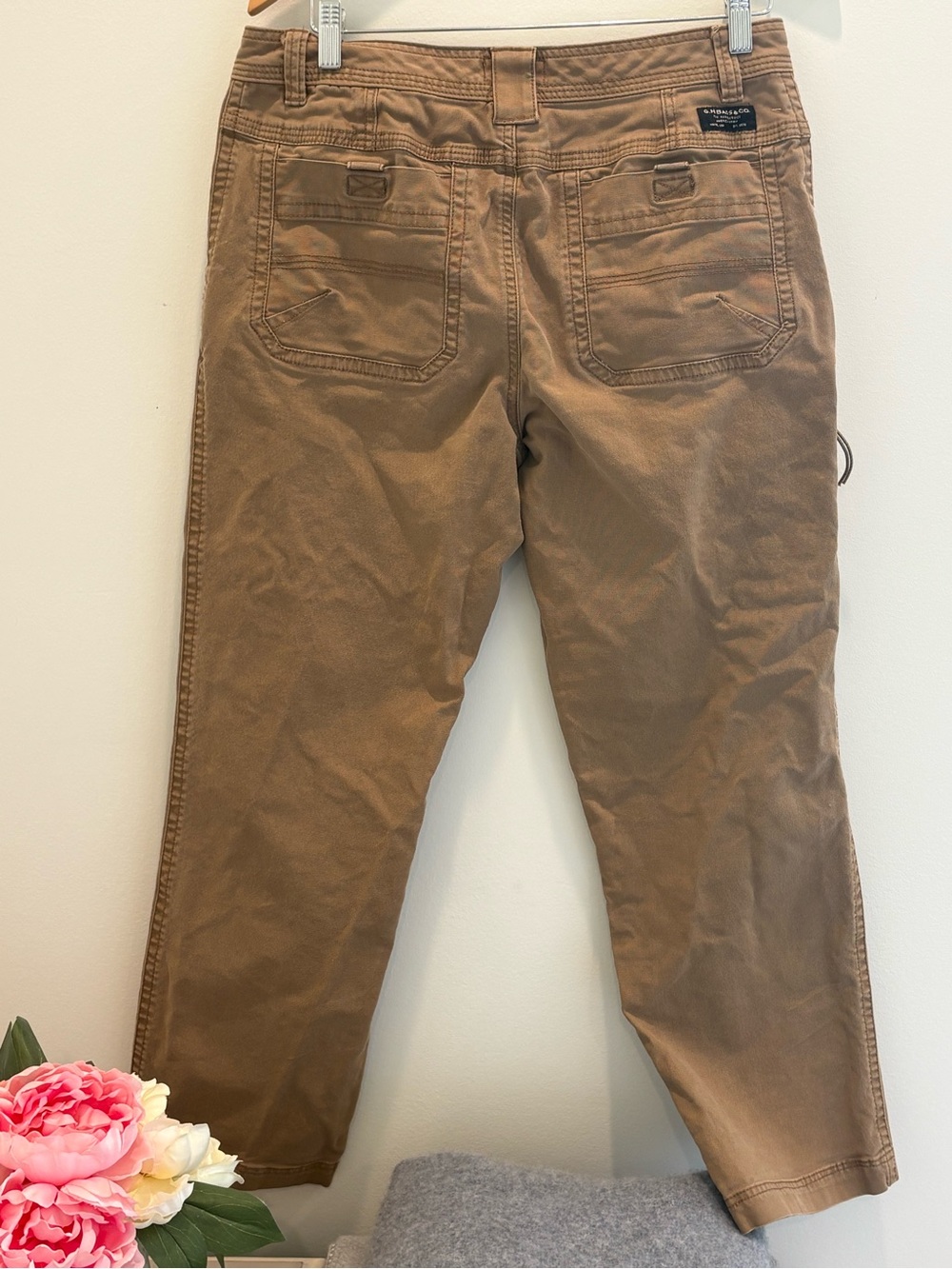 G.H. Bass & Co. Men’s Tan Pants - Picture 2 of 7